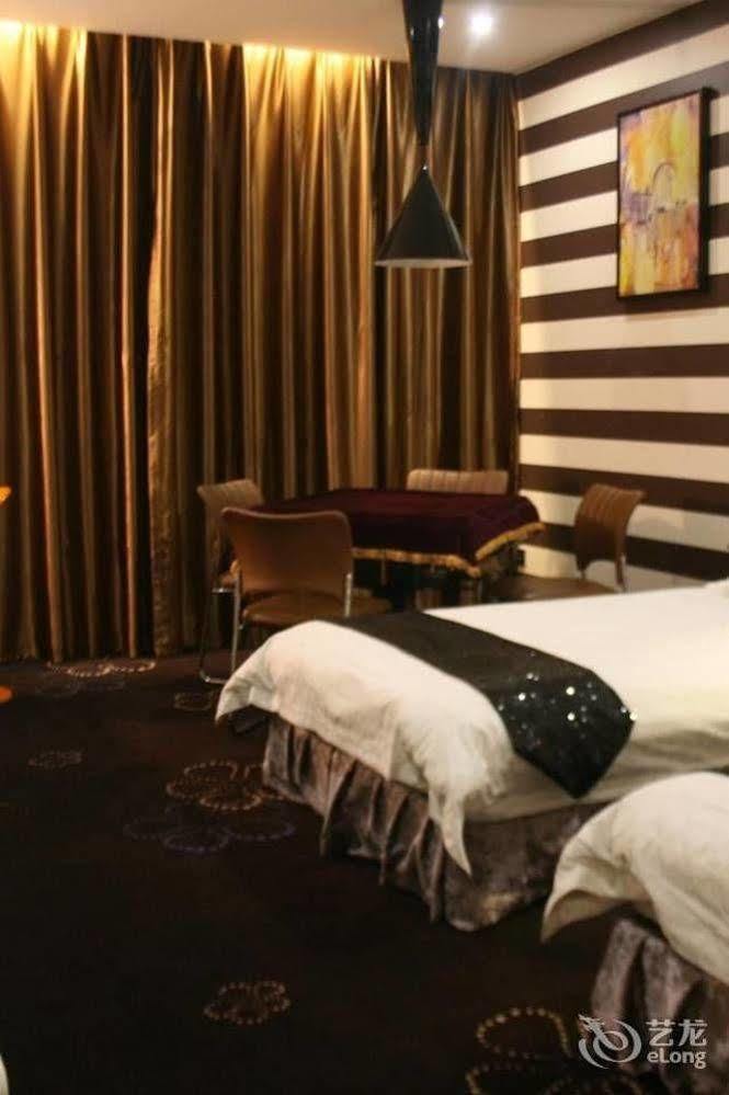 לואיאנג Victoria Hotel מראה חיצוני תמונה
